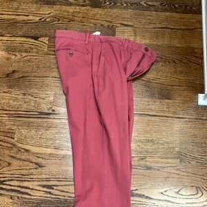 Banana Republic faded red Aiden chino 32x34